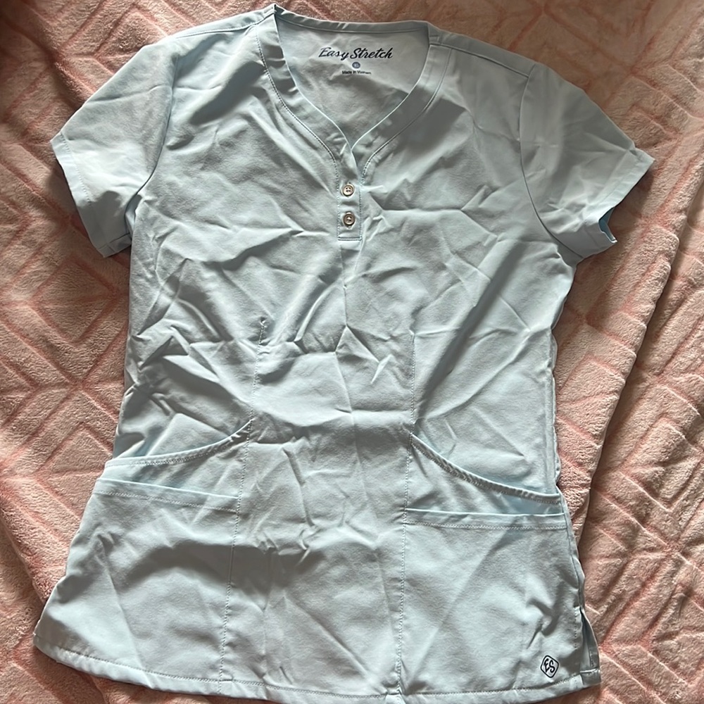 Scrub top